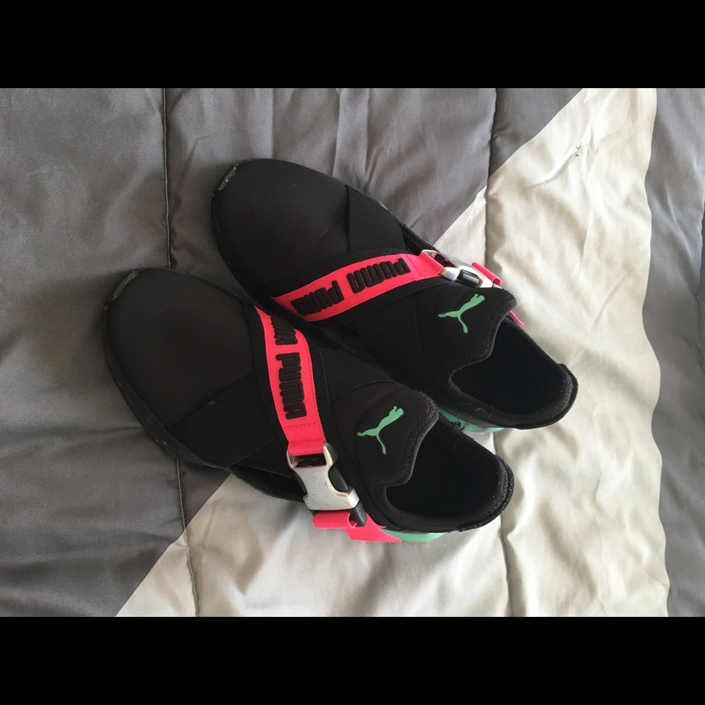 Shoes - Picture 2 of 2